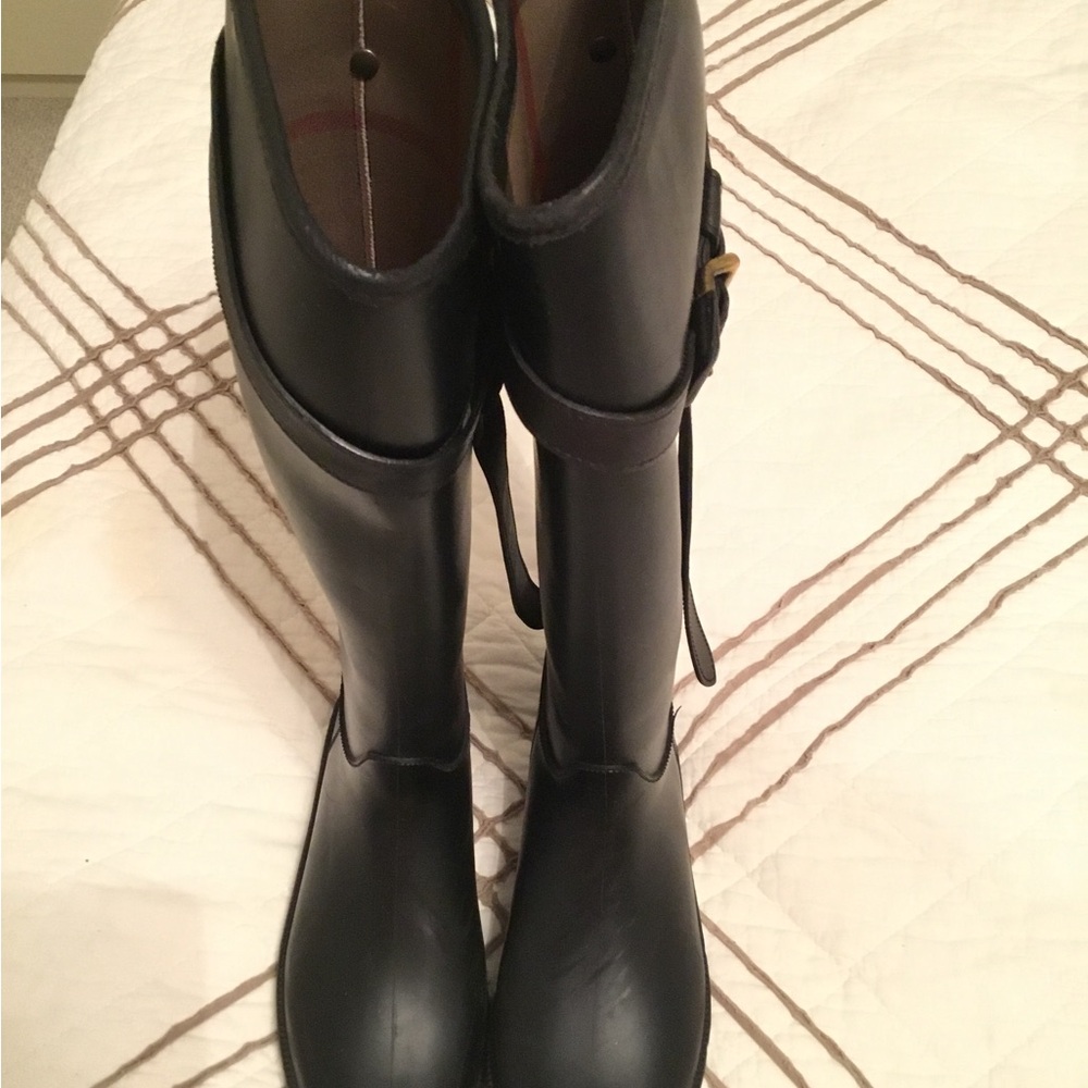 Women’s BURBERRY “Roscot” Black Rubber Riding Rainboots - SZ 38. US 8 - Picture 3 of 14